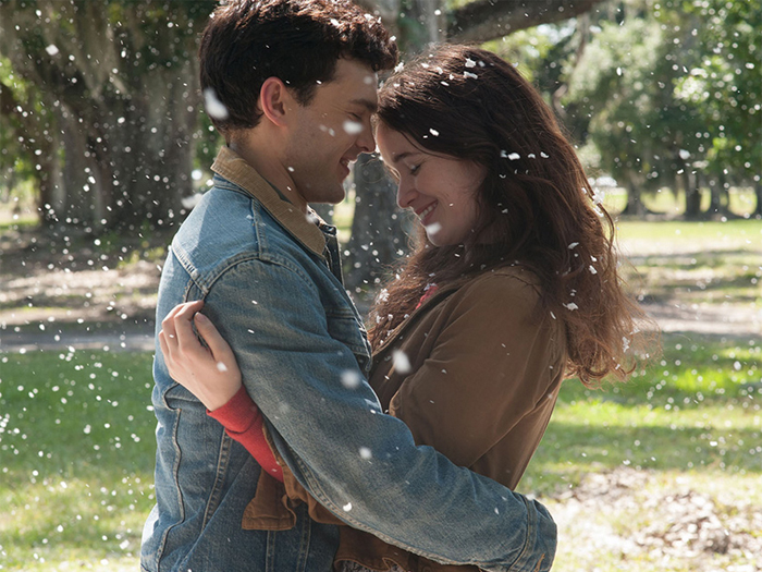 O casal Ethan e Lena em Dezesseis Luas